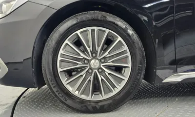 Hyundai Grandeur 2018, 35099 км, за 10437.18 USD - фото 19