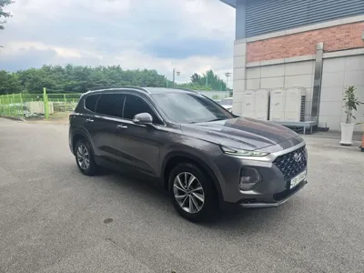 Hyundai Santafe 2019, 183129 км, за 9621.01 USD