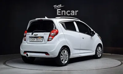 ChevroletGMDaewoo Spark 2014, 121570 км, за 1885.2 USD