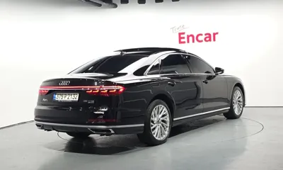 Audi A8 2021, 86855 км, за 35591.83 USD