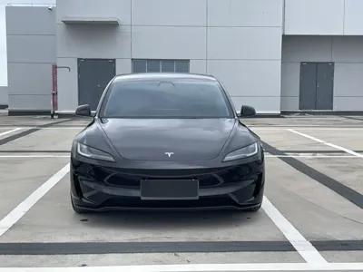 Tesla Model 3 2024, 40400 км, за 38607.06 USD
