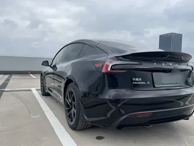 Tesla Model 3 2024, 40400 км, за 38607.06 USD - фото 9