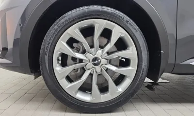 Kia Sorento 2023, 48006 км, за 21012.25 USD