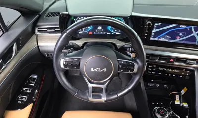 Kia K5 2023, 50409 км, за 16345.02 USD - фото 13