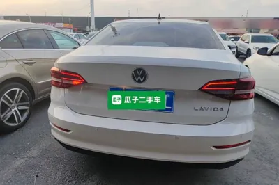 Volkswagen Lavida 2021, 123300 км, за 8540 USD