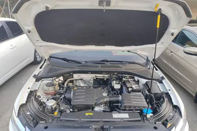 Volkswagen Lavida 2021, 123300 км, за 8540 USD - фото 24