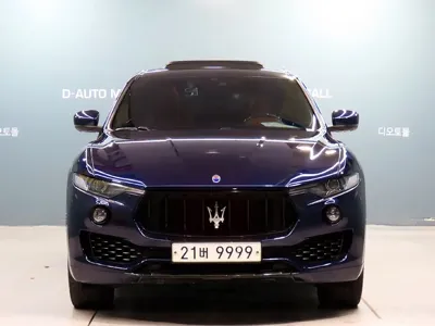Maserati Levante 2017, 94000 км, за 17451.32 USD