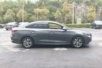 Changan Eado 2023, 16500 км, за 9723 USD