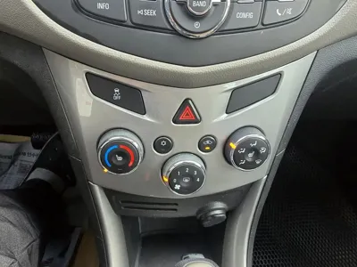 ChevroletGMDaewoo Trax 2014, 139119 км, за 2598.16 USD - фото 15