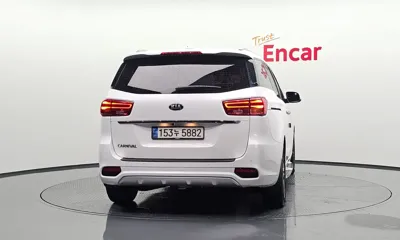 Kia Canival 2019, 168012 км, за 65636.08 USD