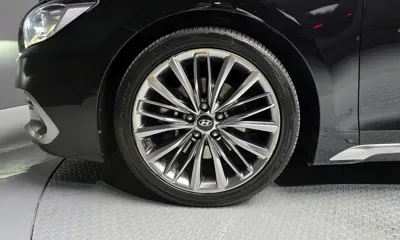 Hyundai Grandeur 2017, 140525 км, за 8913.11 USD
