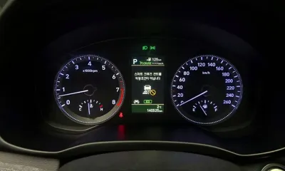 Hyundai Grandeur 2017, 140525 км, за 8913.11 USD - фото 8