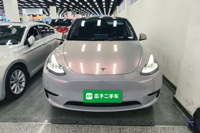 Tesla Model Y 2022, 52300 км, за 27857 USD - фото 2