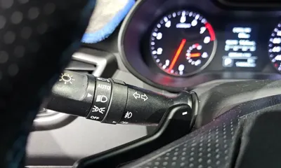 Hyundai Veloster 2016, 146602 км, за 3973.51 USD - фото 18