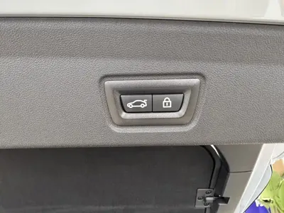 BMW 4 Series 2022, 235000 км, за 34625.5 USD - фото 23