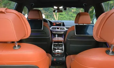 BMW X7 2022, 50000 км, за 57109.1 USD - фото 7