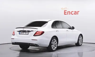 Mercedes-Benz E-Class 2018, 131743 км, за 12877.77 USD