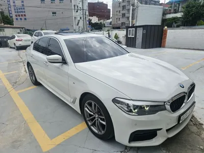 BMW 5-Series 2018, 75543 км, за 17264.01 USD