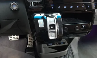 Hyundai Staria 2022, 30839 км, за 25469.35 USD - фото 9