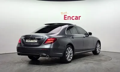 Mercedes-Benz E-Class 2017, 118694 км, за 12697.08 USD
