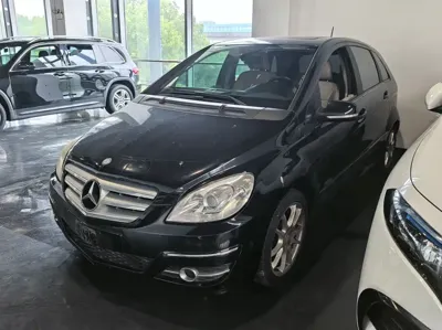 Mercedes-Benz B-Class · 2009 год