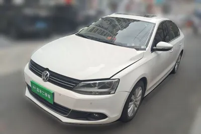 Volkswagen Sagitar · 2014 год