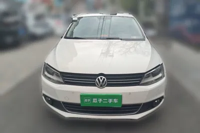 Volkswagen Sagitar 2014, 160000 км, за 4980 USD
