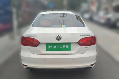 Volkswagen Sagitar 2014, 160000 км, за 4980 USD