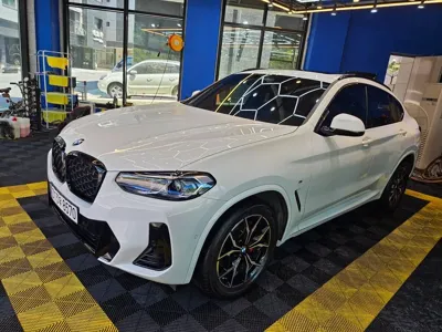 BMW X4 2024, 45000 км, за 40174.2 USD