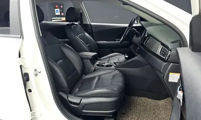 Kia Niro 2017, 101219 км, за 8847.26 USD - фото 26