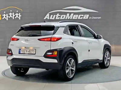 Hyundai Kona 2018, 80463 км, за 9649.47 USD
