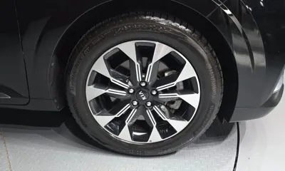 Kia Canival 2021, 75432 км, за 16738.87 USD