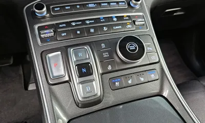 Hyundai Santafe 2021, 48513 км, за 17439.56 USD - фото 9