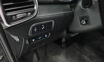 Hyundai Grandeur 2018, 75335 км, за 10412.19 USD - фото 20