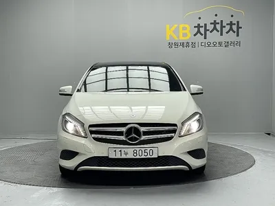 Mercedes-Benz A-Class 2015, 74785 км, за 6319.22 USD