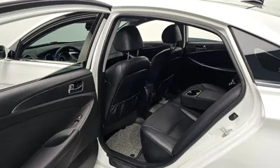 Hyundai Sonata 2012, 124919 км, за 3893.91 USD - фото 12