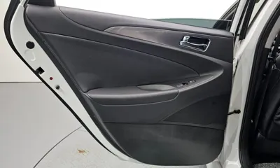 Hyundai Sonata 2012, 124919 км, за 3893.91 USD - фото 25