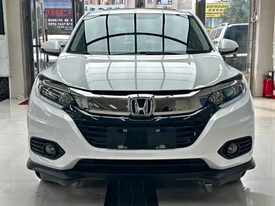 Honda Vezel 2022, 27000 км, за 14056.4 USD