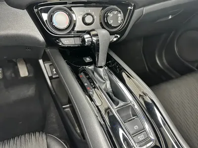 Honda Vezel 2022, 27000 км, за 14056.4 USD - фото 18