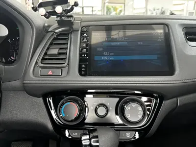 Honda Vezel 2022, 27000 км, за 14056.4 USD - фото 19