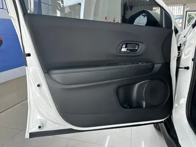 Honda Vezel 2022, 27000 км, за 14056.4 USD - фото 23