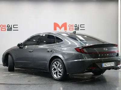 Hyundai Sonata 2020, 194270 км, за 6498.62 USD