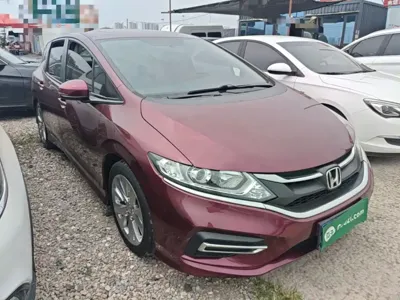 Honda Jade 2017, 92400 км, за 6739.13 USD