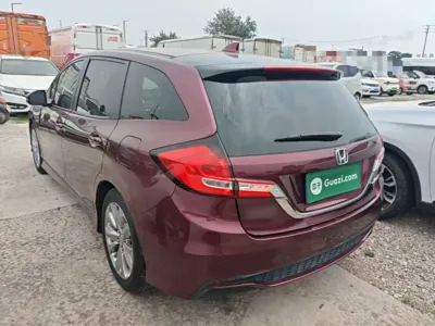 Honda Jade 2017, 92400 км, за 6739.13 USD