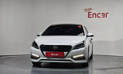 Hyundai Sonata 2016, 131130 км, за 6429.17 USD