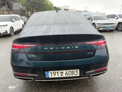 Genesis G90 2023, 55743 км, за 9058.68 USD