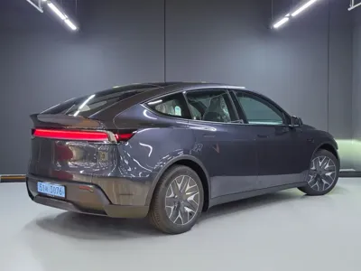 Tesla Model Y 2026, 10 км, за 48813.61 USD
