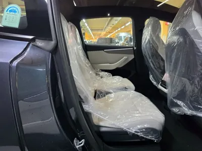 Tesla Model Y 2026, 10 км, за 48813.61 USD - фото 15