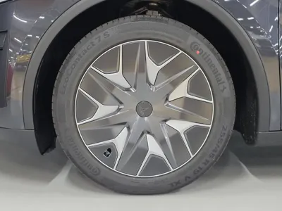 Tesla Model Y 2026, 10 км, за 48813.61 USD - фото 18