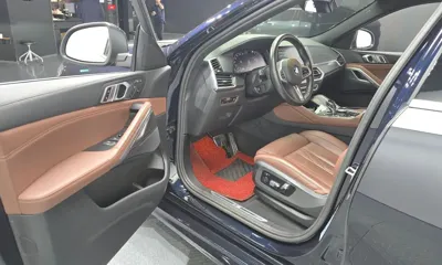 BMW X6 2022, 41287 км, за 50512.33 USD - фото 11